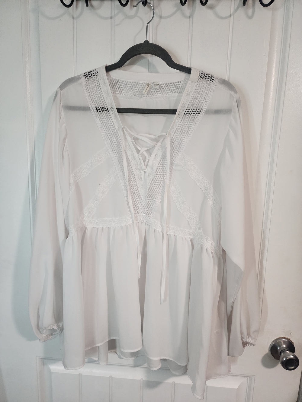 Cato White Lace-Up V-Neck Peasant Blouse